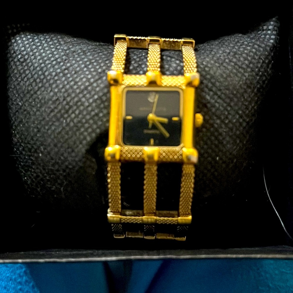 Pre owned Anne Kleine Diamond Gold tone Bracelet watch. New Battery